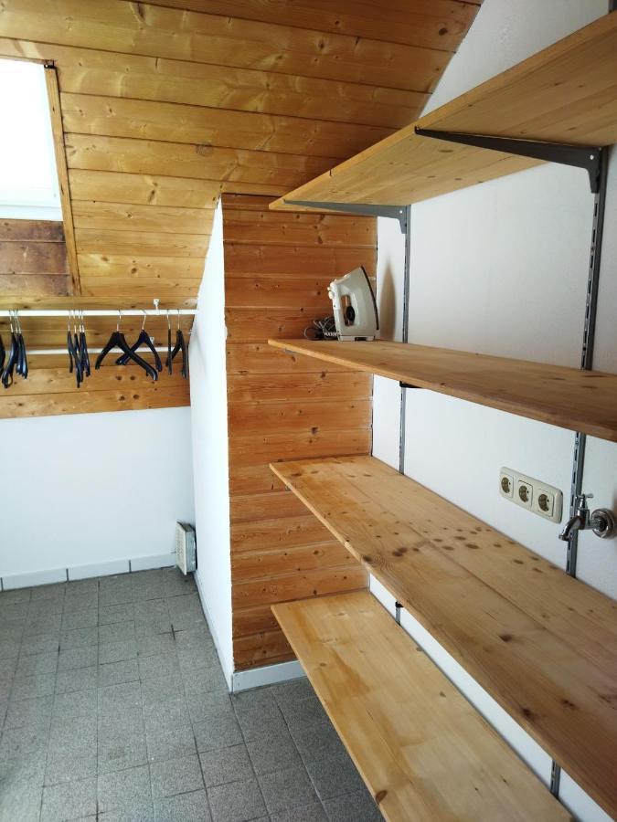 Aussergewoehnliche Atelierferienwohnung Mit Balkon An Der Donau Winzer Extérieur photo
