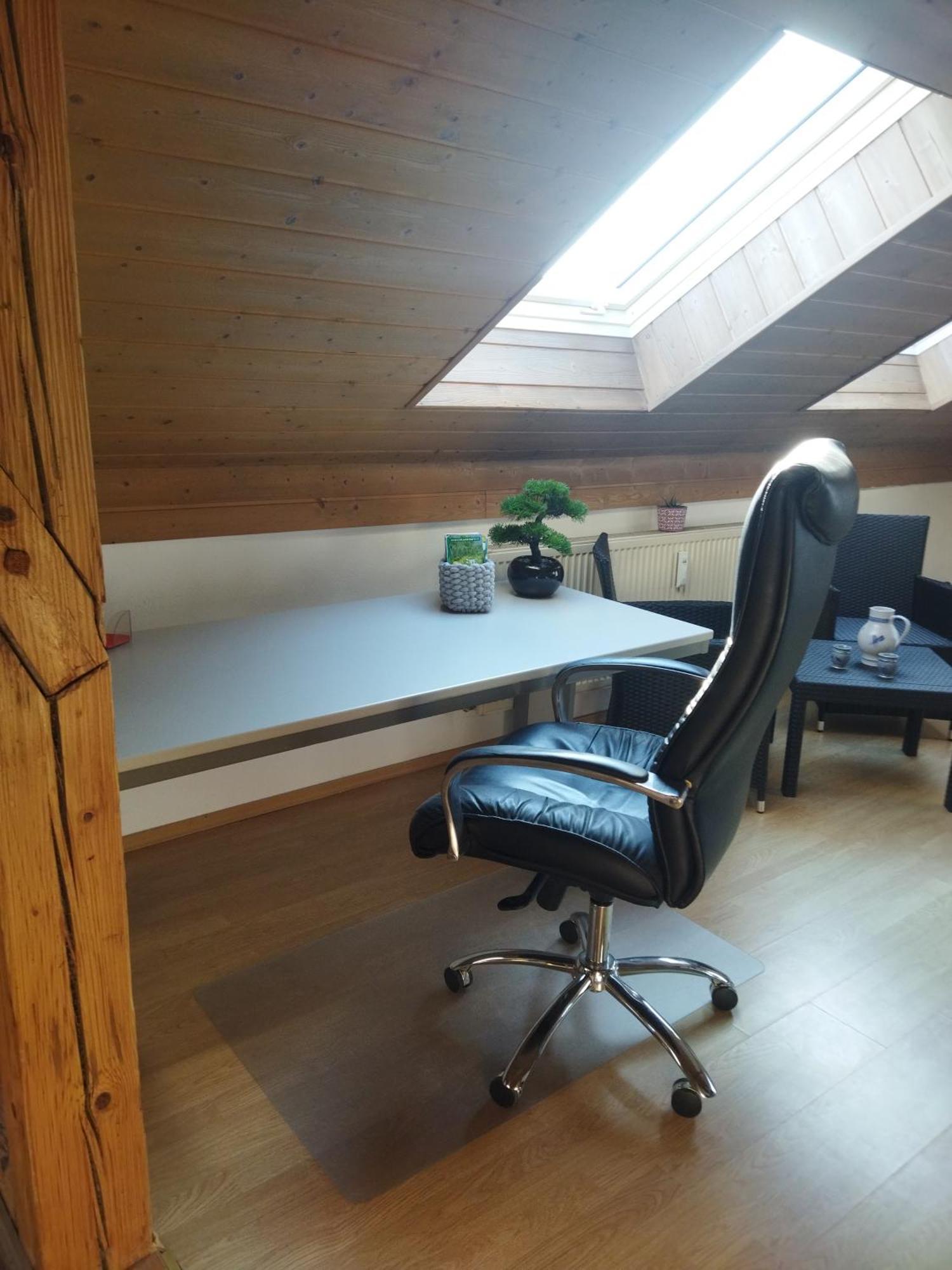 Aussergewoehnliche Atelierferienwohnung Mit Balkon An Der Donau Winzer Extérieur photo
