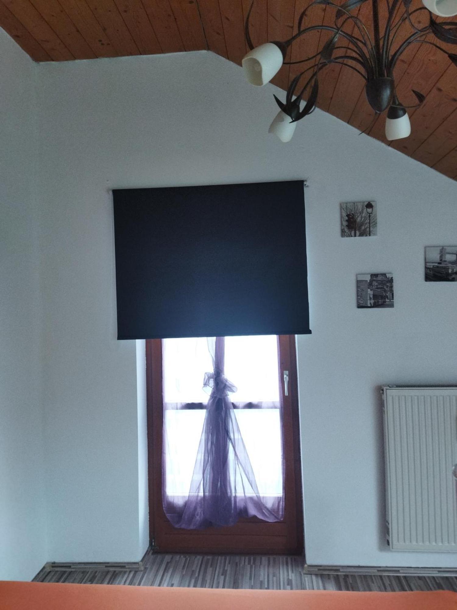 Aussergewoehnliche Atelierferienwohnung Mit Balkon An Der Donau Winzer Extérieur photo